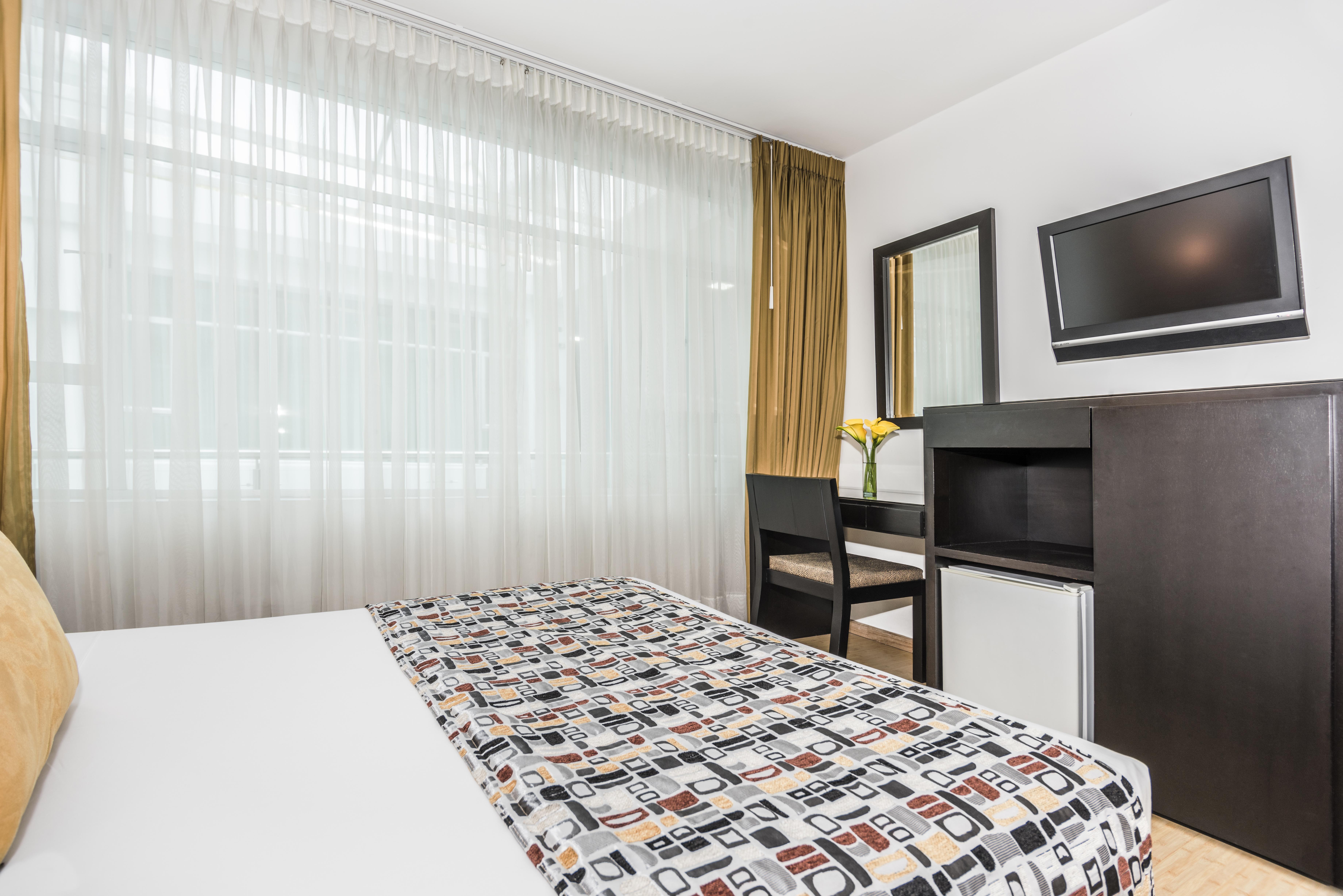 Hotel Asturias Медельин Экстерьер фото